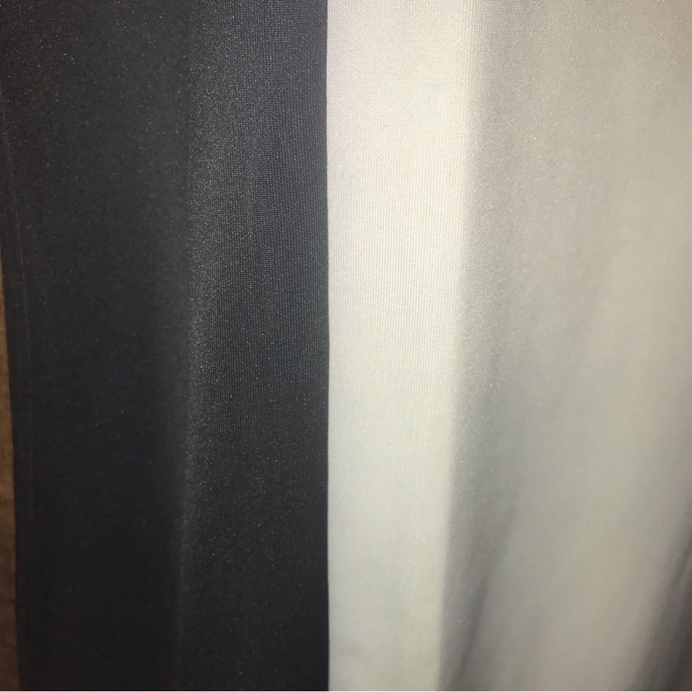 Beyond This Plane W&B Dress - Picture 7 of 7